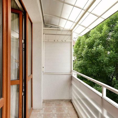 Spacious And Stylish Apartment In The Heart Of Sofia Plus Parking Extérieur photo