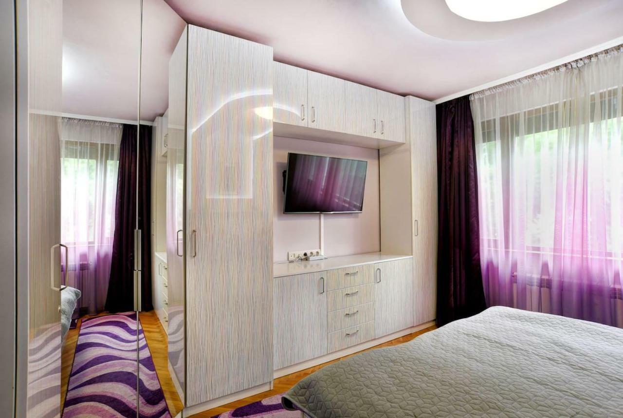 Spacious And Stylish Apartment In The Heart Of Sofia Plus Parking Extérieur photo