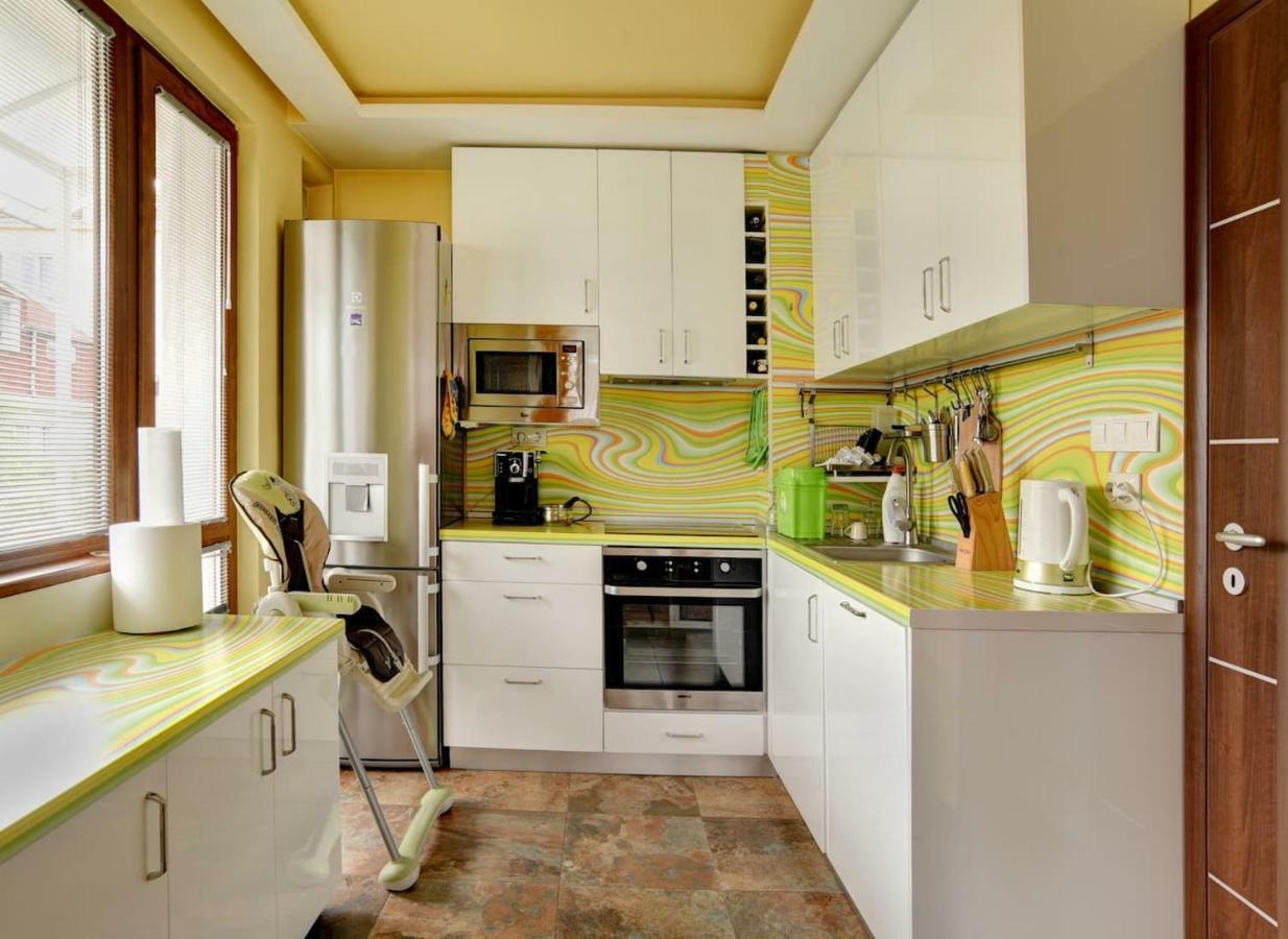 Spacious And Stylish Apartment In The Heart Of Sofia Plus Parking Extérieur photo